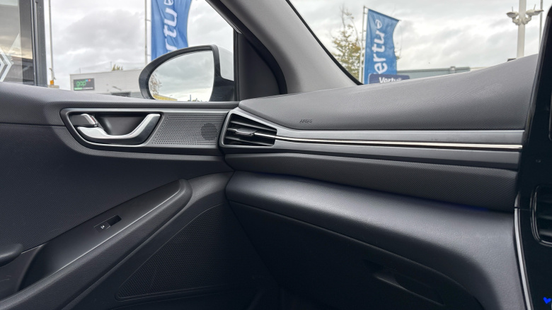 Hyundai IONIQ 1.6 GDi Hybrid 1st Edition 5dr DCT Hybrid Hatchback